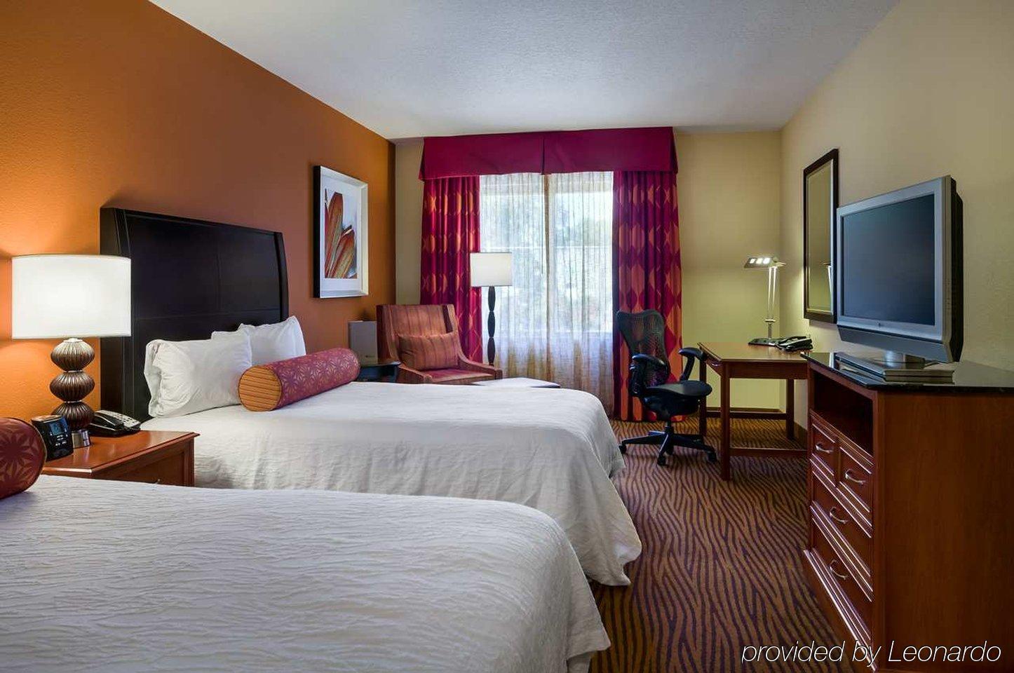 Hilton Garden Inn Tampa Ybor Historic District Room photo